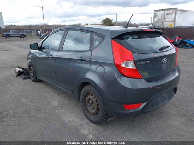 2013 Hyundai Accent მანქანა იყიდება აუქციონზე, vin: KMHCT5AE1DU096789, აუქციონის ნომერი: 12608893