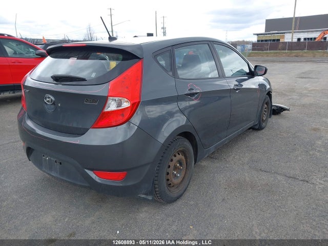 2013 Hyundai Accent მანქანა იყიდება აუქციონზე, vin: KMHCT5AE1DU096789, აუქციონის ნომერი: 12608893