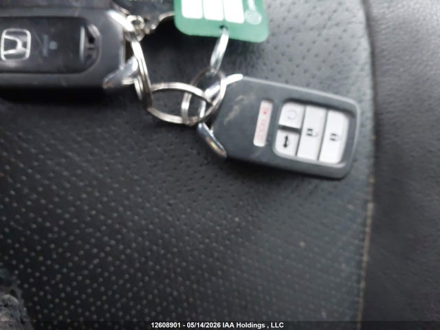 12608901 :رقم المزاد ، 1HGCT2B98GA800336 vin ، 2016 Honda Accord Touring مزاد بيع