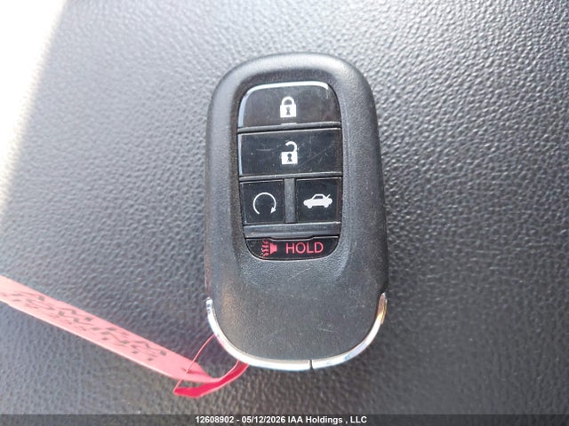 Honda Civic Touring 2022 2HGFE1F93NH003101 Image 10