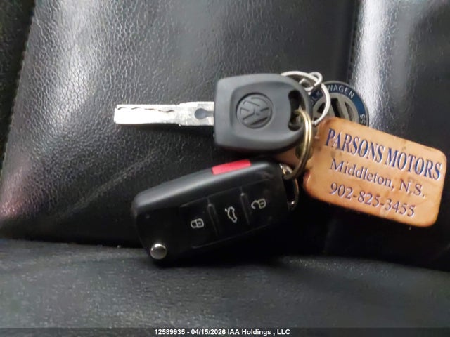 2012 Volkswagen Golf 2.0 Tdi Comfortline/2.0 Tdi Highline მანქანა იყიდება აუქციონზე, vin: WVWNM7AJ6CW314800, აუქციონის ნომერი: 12589935
