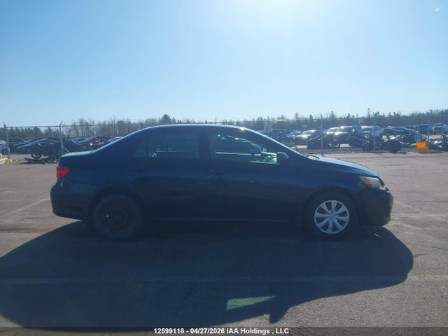 2013 Toyota Corolla Ce მანქანა იყიდება აუქციონზე, vin: 2T1BU4EE1DC935645, აუქციონის ნომერი: 12599118