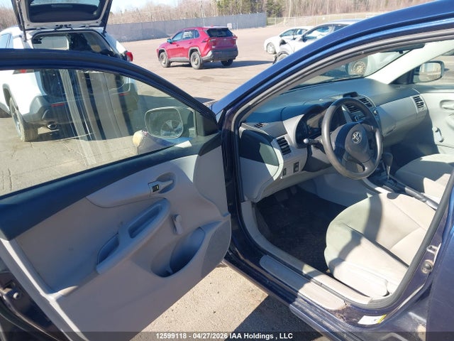 2013 Toyota Corolla Ce მანქანა იყიდება აუქციონზე, vin: 2T1BU4EE1DC935645, აუქციონის ნომერი: 12599118
