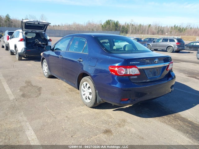 2013 Toyota Corolla Ce მანქანა იყიდება აუქციონზე, vin: 2T1BU4EE1DC935645, აუქციონის ნომერი: 12599118