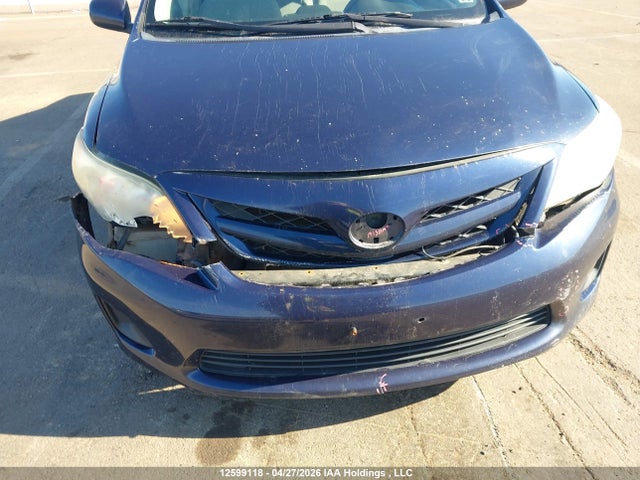 2013 Toyota Corolla Ce მანქანა იყიდება აუქციონზე, vin: 2T1BU4EE1DC935645, აუქციონის ნომერი: 12599118