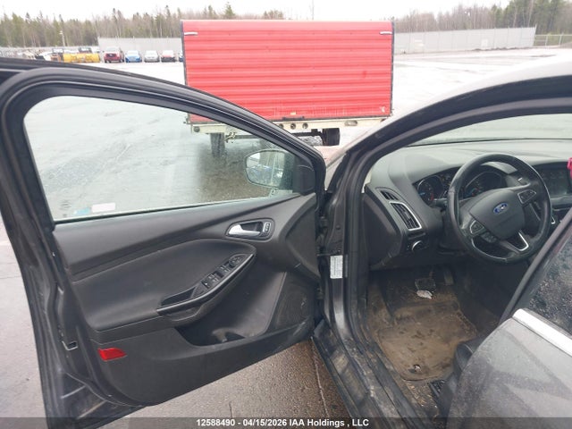 Продажа на аукционе авто 2016 Ford Focus Titanium, vin: 1FADP3J22GL278296, номер лота: 12588490