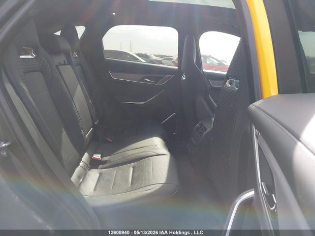 12608940 :رقم المزاد ، SADCZ2EE9RA734120 vin ، 2024 Jaguar F-pace P550 Svr مزاد بيع