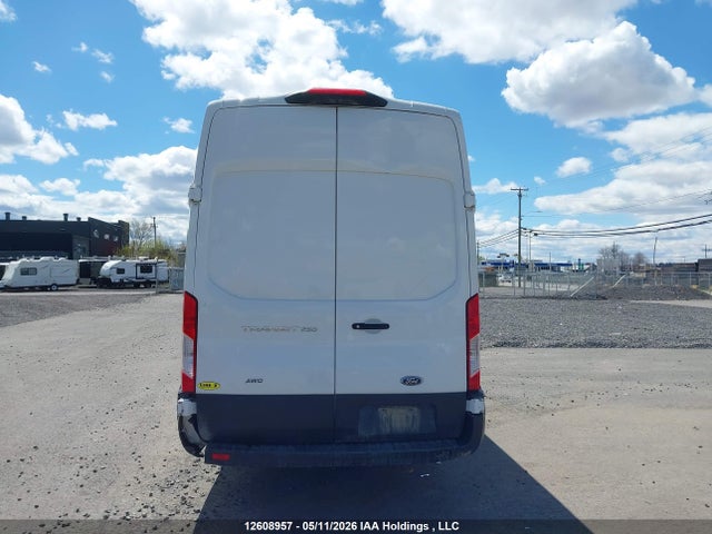 1FTBR3U89NKA26947 Ford Transit T-250