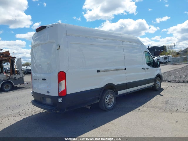 1FTBR3U89NKA26947 Ford Transit T-250