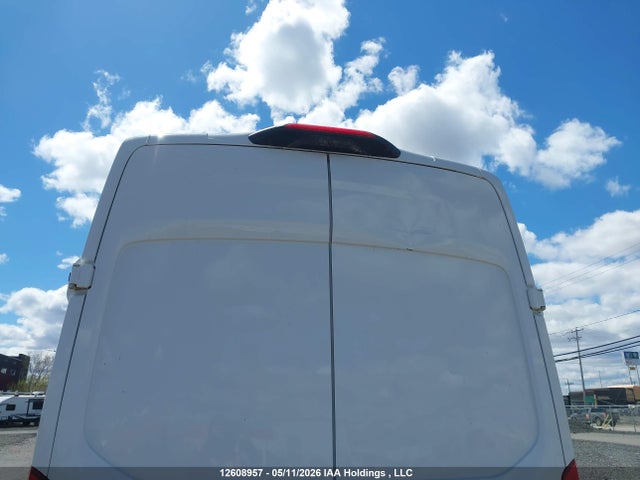 1FTBR3U89NKA26947 Ford Transit T-250