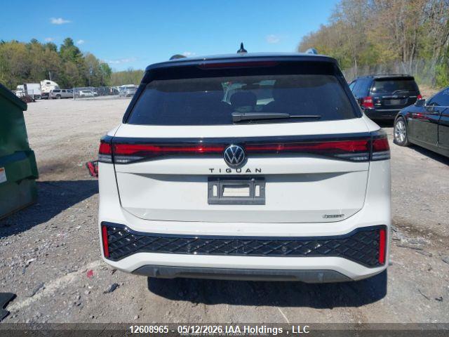 Volkswagen Tiguan 2025 3VVGR7RM0SM023928 Image 17