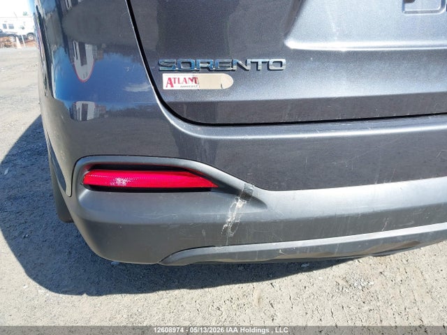 12608974 :رقم المزاد ، 5XYPGDA37JG345886 vin ، 2018 Kia Sorento 2.4l Lx مزاد بيع