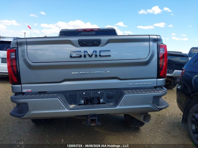 1GT4UYEY3SF158318 GMC Sierra 3500hd Denali Ultimate