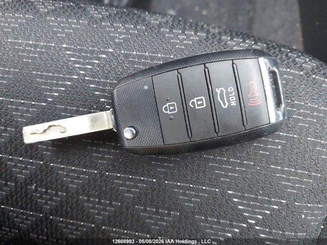 3KPA25AD3PE570296 KIA RIO S