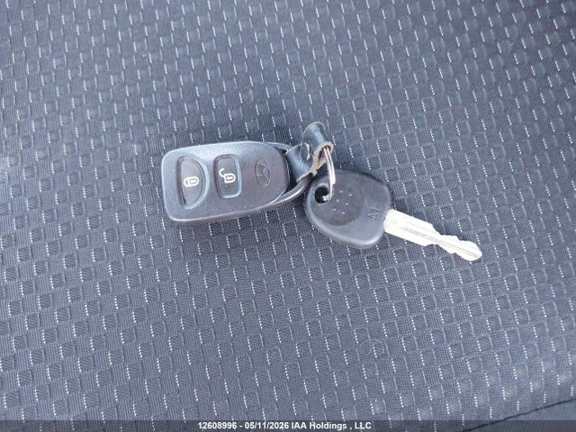 2011 Hyundai Accent Gl მანქანა იყიდება აუქციონზე, vin: KMHCN3BC9BU207078, აუქციონის ნომერი: 12608996