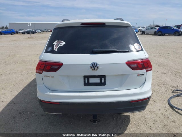 3VV0B7AX2KM169016 Volkswagen Tiguan Trendline