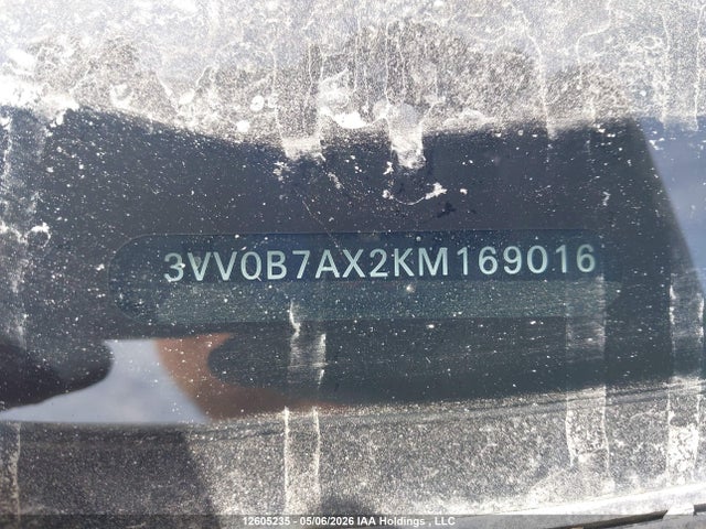 3VV0B7AX2KM169016 Volkswagen Tiguan Trendline