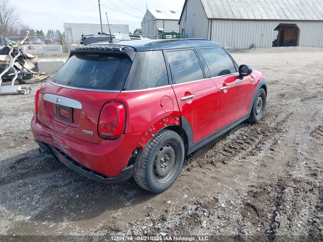 WMWXS5C54FT831406 Mini 5 Door Cooper