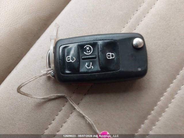 12609023 :رقم المزاد ، 1VWCV7A37FC057509 vin ، 2015 Volkswagen Passat Sel مزاد بيع