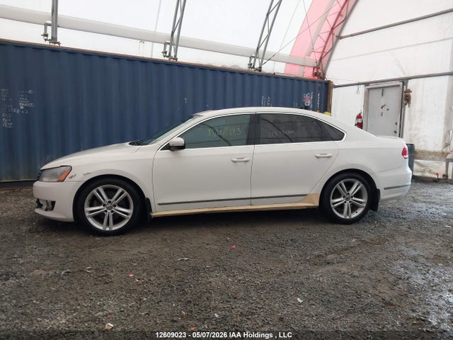 12609023 :رقم المزاد ، 1VWCV7A37FC057509 vin ، 2015 Volkswagen Passat Sel مزاد بيع