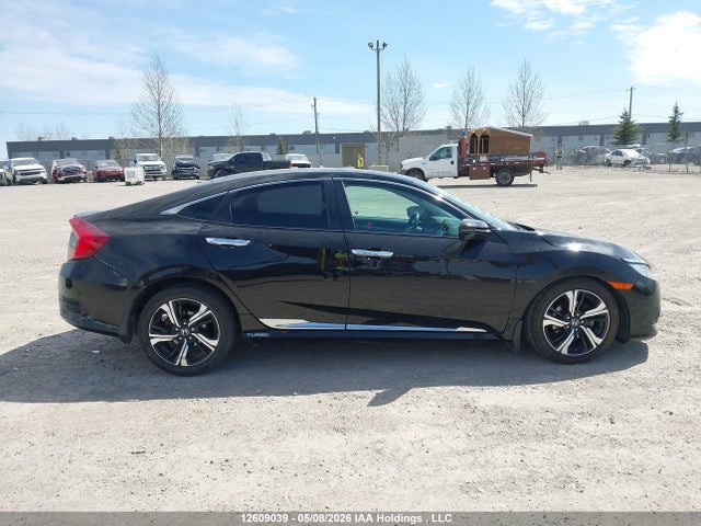 2HGFC1F94JH100632 Honda Civic Touring