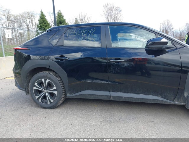 2024 Toyota Bz4x Le მანქანა იყიდება აუქციონზე, vin: JTMAAAAA2RA043938, აუქციონის ნომერი: 12609042