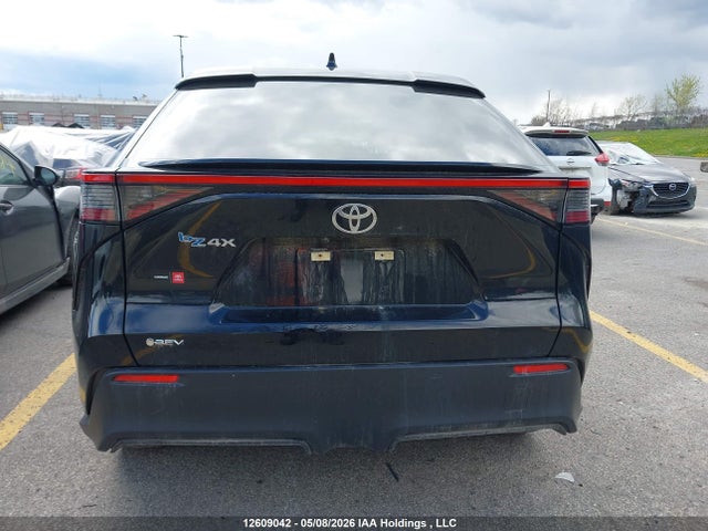 2024 Toyota Bz4x Le მანქანა იყიდება აუქციონზე, vin: JTMAAAAA2RA043938, აუქციონის ნომერი: 12609042