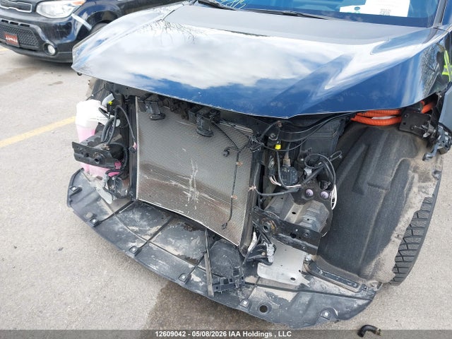 2024 Toyota Bz4x Le მანქანა იყიდება აუქციონზე, vin: JTMAAAAA2RA043938, აუქციონის ნომერი: 12609042