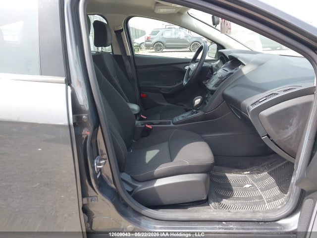 Ford FOCUS SE 2017 1FADP3K29HL335013 Image 5