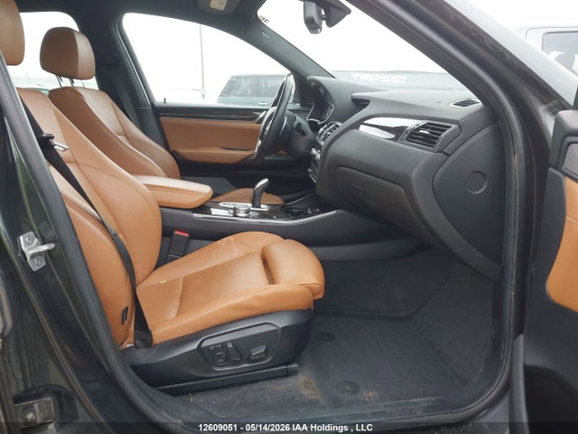 12609051 :رقم المزاد ، 5UXXW3C55H0T78492 vin ، 2017 Bmw X4 Xdrive28i مزاد بيع