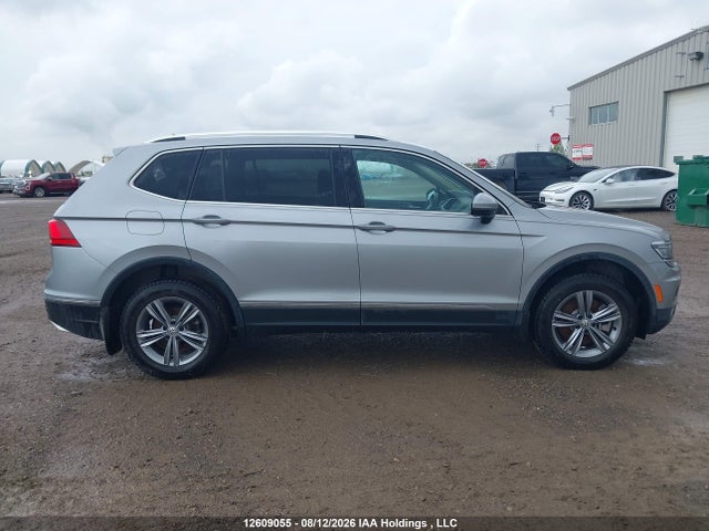 12609055 :رقم المزاد ، 3VV4B7AX8MM139202 vin ، 2021 Volkswagen Tiguan Highline مزاد بيع