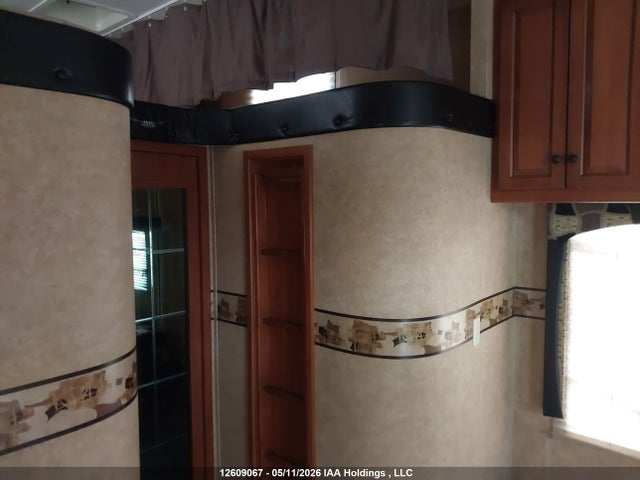 Продажа на аукционе авто 2011 Heartland Recreational, vin: 5SFCG4034BE224403, номер лота: 12609067