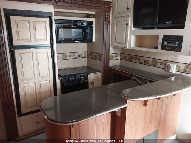 Продажа на аукционе авто 2011 Heartland Recreational, vin: 5SFCG4034BE224403, номер лота: 12609067