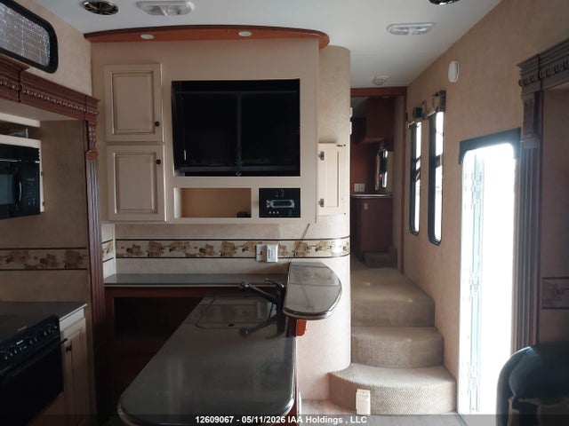 Продажа на аукционе авто 2011 Heartland Recreational, vin: 5SFCG4034BE224403, номер лота: 12609067