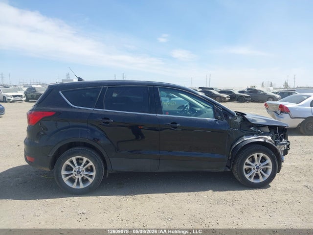 12609078 :رقم المزاد ، 1FMCU9GD0KUB17034 vin ، 2019 Ford Escape Se مزاد بيع