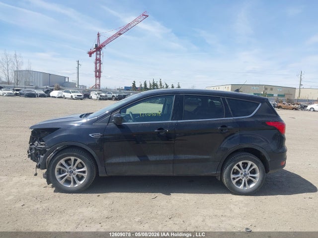 12609078 :رقم المزاد ، 1FMCU9GD0KUB17034 vin ، 2019 Ford Escape Se مزاد بيع