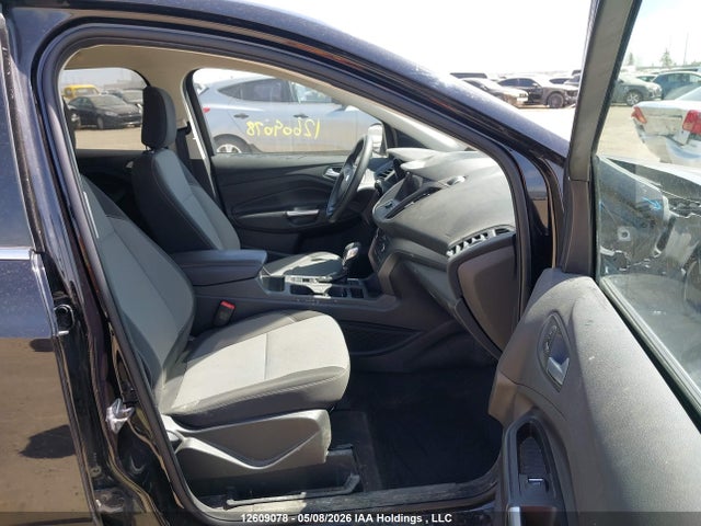 12609078 :رقم المزاد ، 1FMCU9GD0KUB17034 vin ، 2019 Ford Escape Se مزاد بيع
