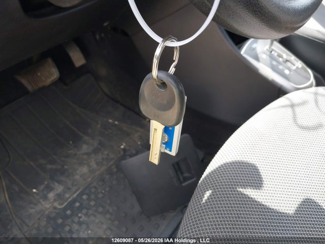 12609087 :رقم المزاد ، KMHCT5AE3EU152944 vin ، 2014 Hyundai Accent Gl مزاد بيع