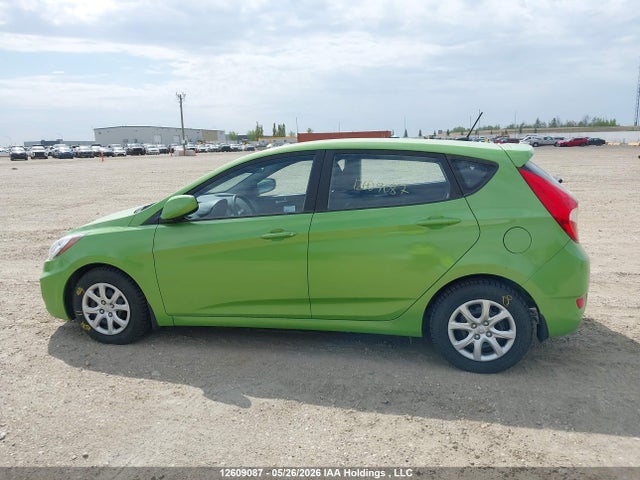 12609087 :رقم المزاد ، KMHCT5AE3EU152944 vin ، 2014 Hyundai Accent Gl مزاد بيع