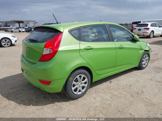 12609087 :رقم المزاد ، KMHCT5AE3EU152944 vin ، 2014 Hyundai Accent Gl مزاد بيع