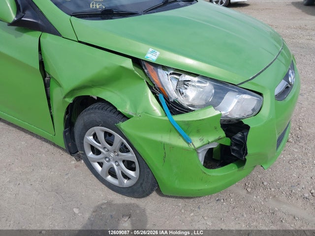 12609087 :رقم المزاد ، KMHCT5AE3EU152944 vin ، 2014 Hyundai Accent Gl مزاد بيع