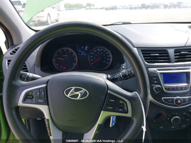 12609087 :رقم المزاد ، KMHCT5AE3EU152944 vin ، 2014 Hyundai Accent Gl مزاد بيع