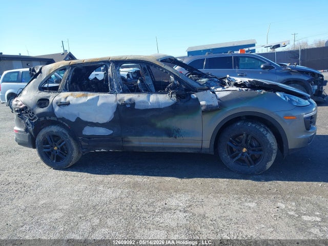 WP1AA2A29GKA14585 Porsche Cayenne