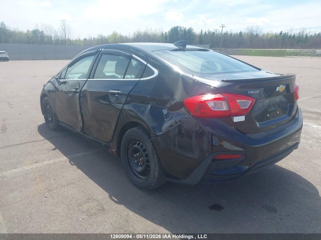2017 Chevrolet Cruze Premier Auto მანქანა იყიდება აუქციონზე, vin: 1G1BF5SM1H7145080, აუქციონის ნომერი: 12609094