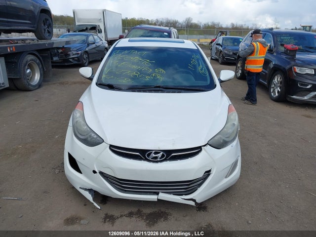 2013 Hyundai Elantra მანქანა იყიდება აუქციონზე, vin: 5NPDH4AE1DH272853, აუქციონის ნომერი: 12609096