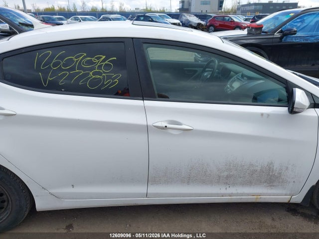 2013 Hyundai Elantra მანქანა იყიდება აუქციონზე, vin: 5NPDH4AE1DH272853, აუქციონის ნომერი: 12609096