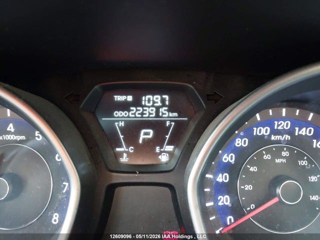 2013 Hyundai Elantra მანქანა იყიდება აუქციონზე, vin: 5NPDH4AE1DH272853, აუქციონის ნომერი: 12609096