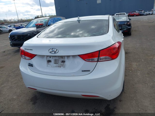 2013 Hyundai Elantra მანქანა იყიდება აუქციონზე, vin: 5NPDH4AE1DH272853, აუქციონის ნომერი: 12609096