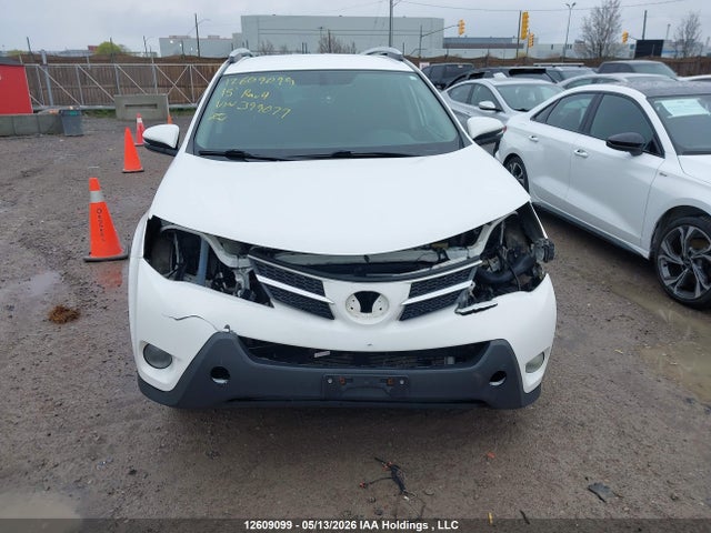 12609099 :رقم المزاد ، 2T3BFREV4FW399077 vin ، 2015 Toyota Rav4 Le مزاد بيع