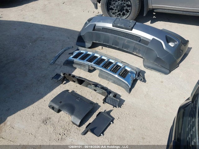 Продажа на аукционе авто 2013 Jeep Grand Cherokee Laredo, vin: 1C4RJFAG8DC505436, номер лота: 12609101